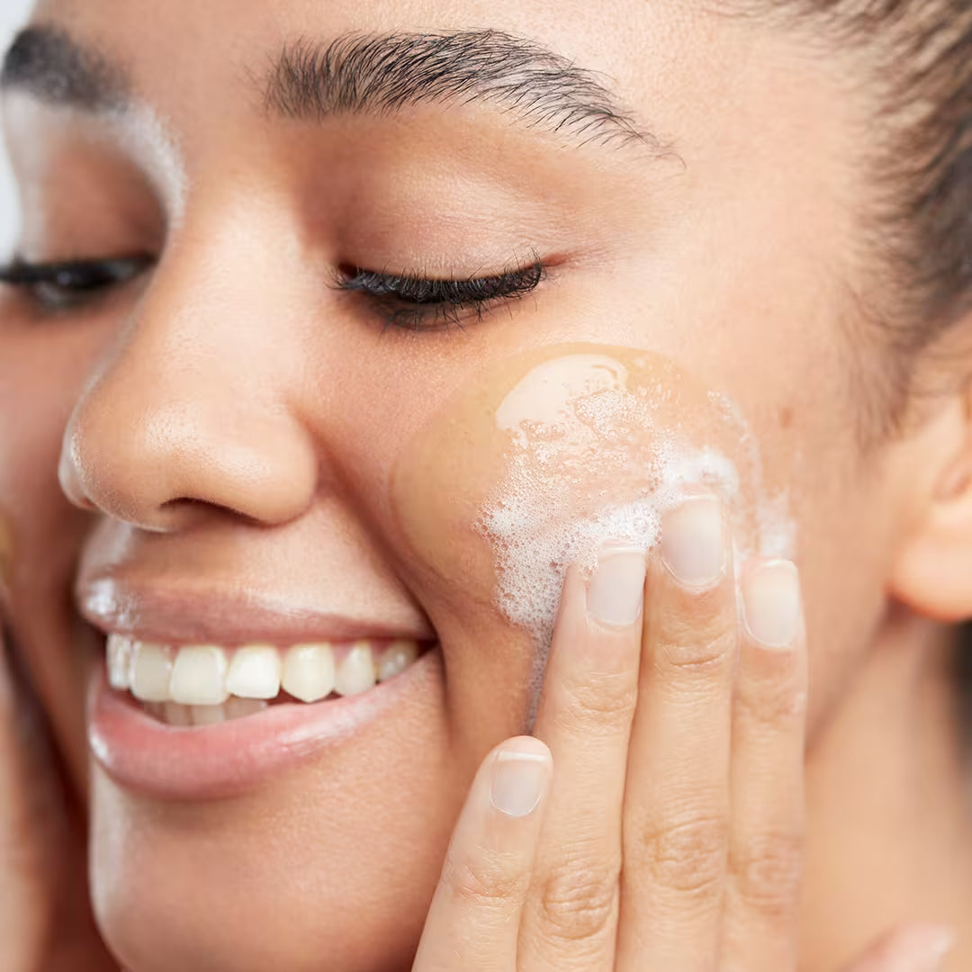 Organics Cleansing Oil face and eyes